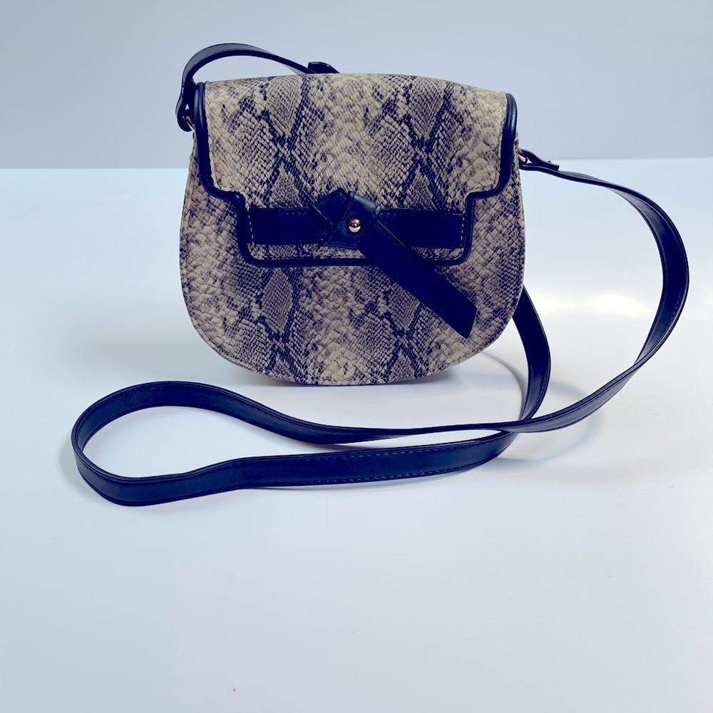 Neiman Marcus Leather Snakeskin Print Crossbody Mini Purse Luxury Minimalist